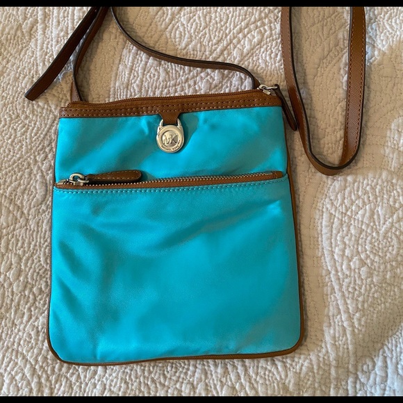 Michael Kors Handbags - Michael Kors Crossbody Colored Blue